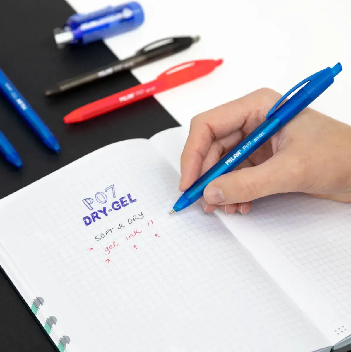 Milan-Display 25 Dry-Gel Ball Pens Black-176541125
