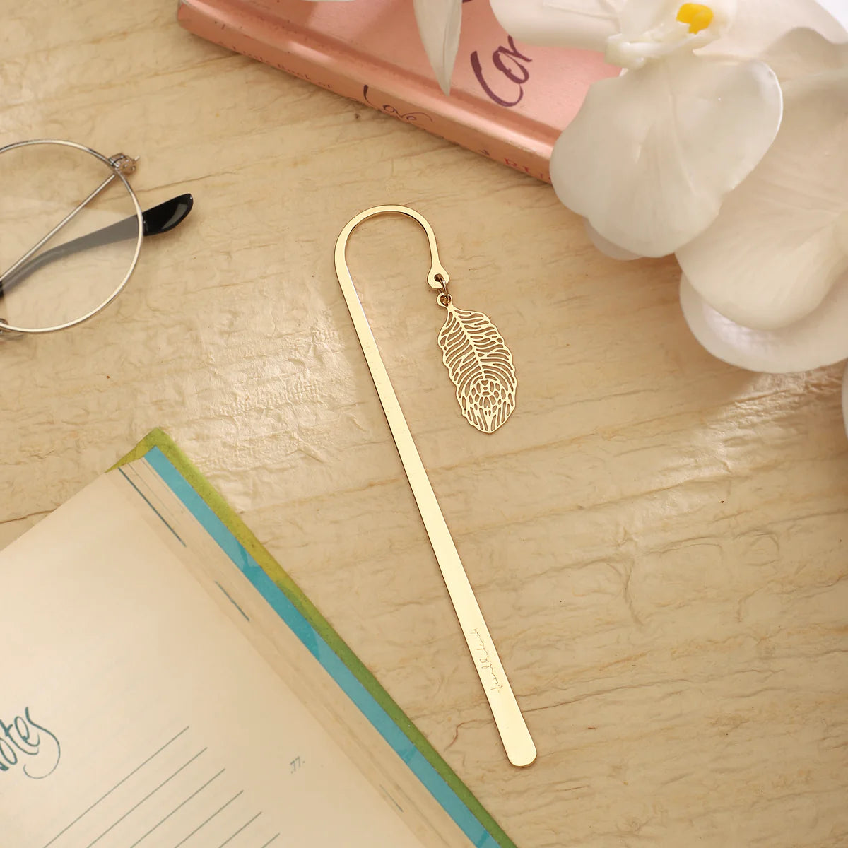 Anand Prakash-Bookmark Hook_Peacock Feather_Brass Bp-Bm365